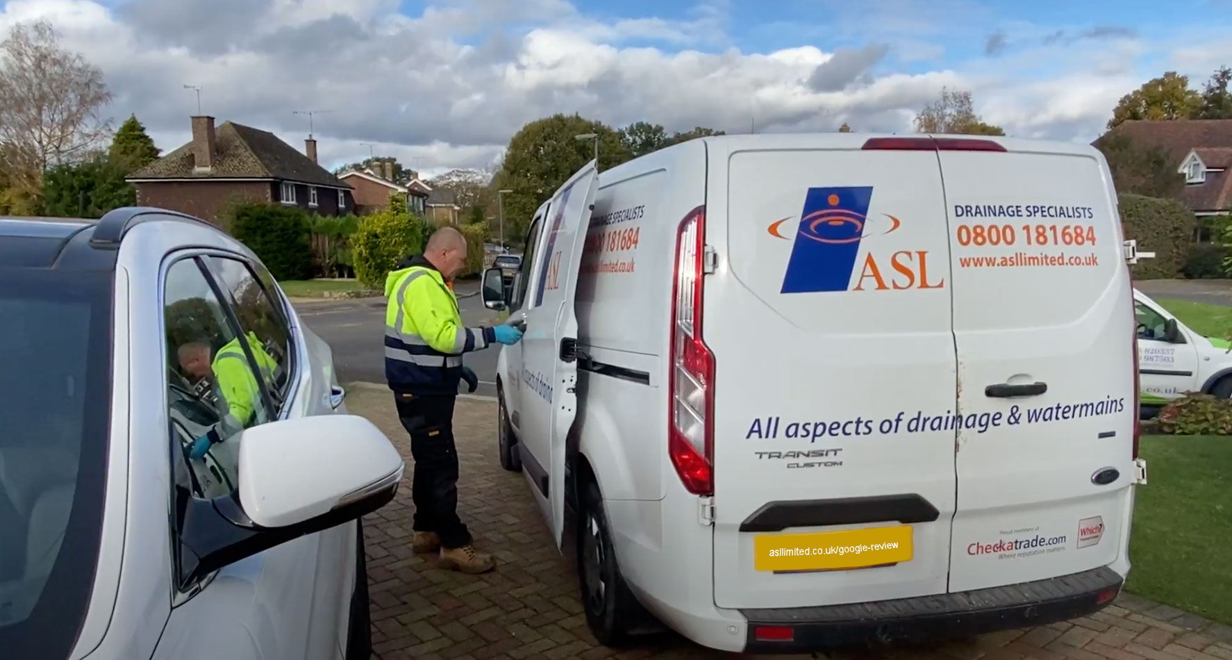 A photo of our Darren with his blocked drains van in Guildford, Surey.