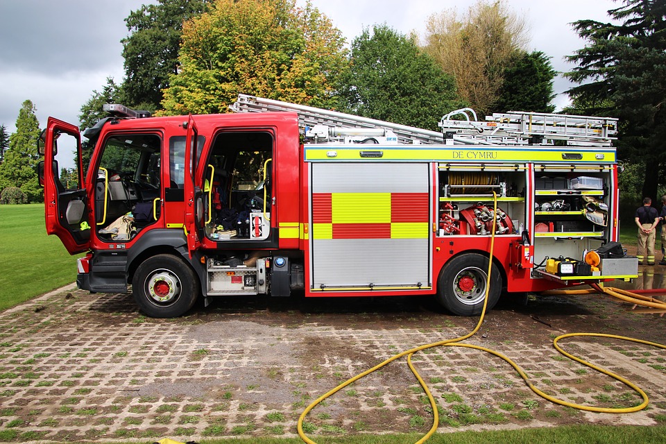 A photo of a fire engine sometimes drawing on vast amounts of water which can cause a disturbance in your watermain