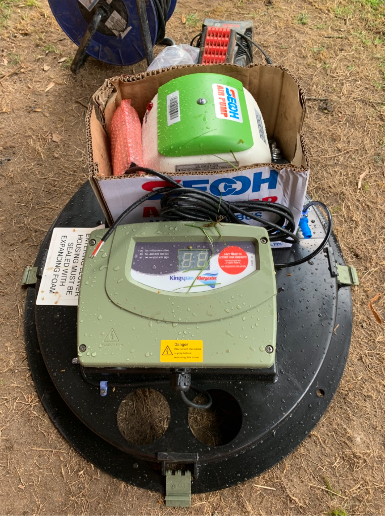 This is a photo of an air compressor (also known as an air blower)